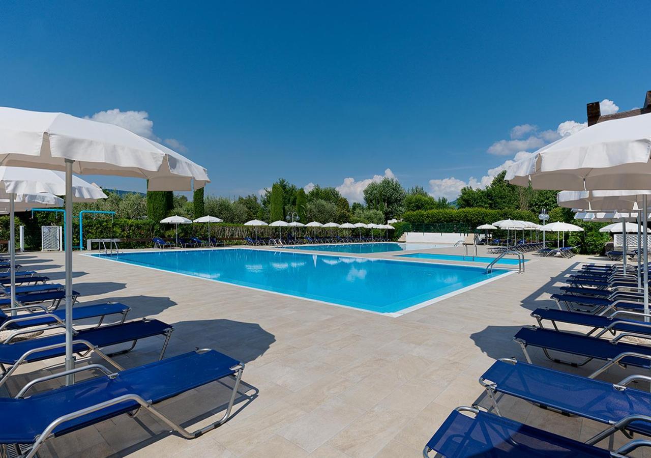 Iseo Lago Hotel ภายนอก รูปภาพ