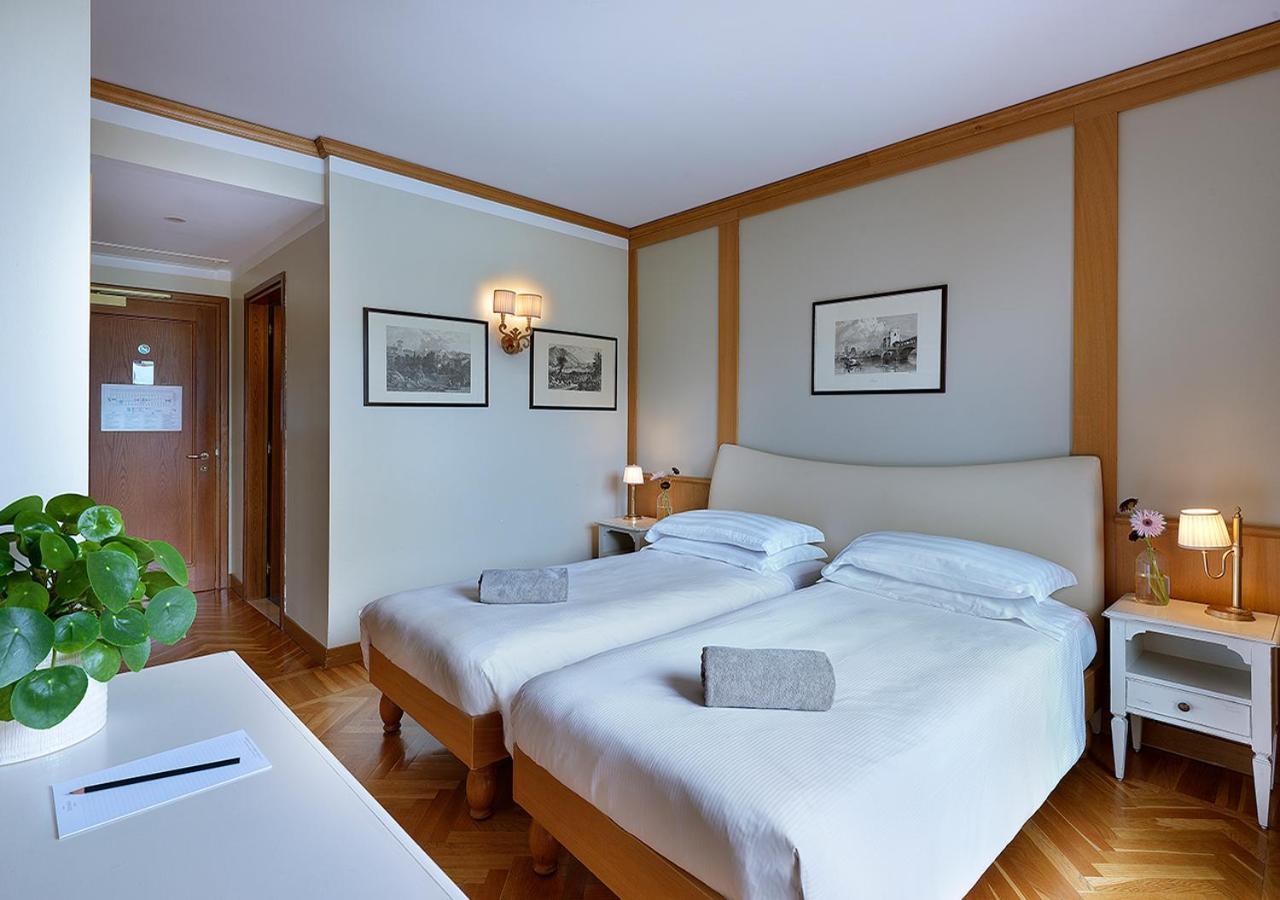Iseo Lago Hotel ภายนอก รูปภาพ