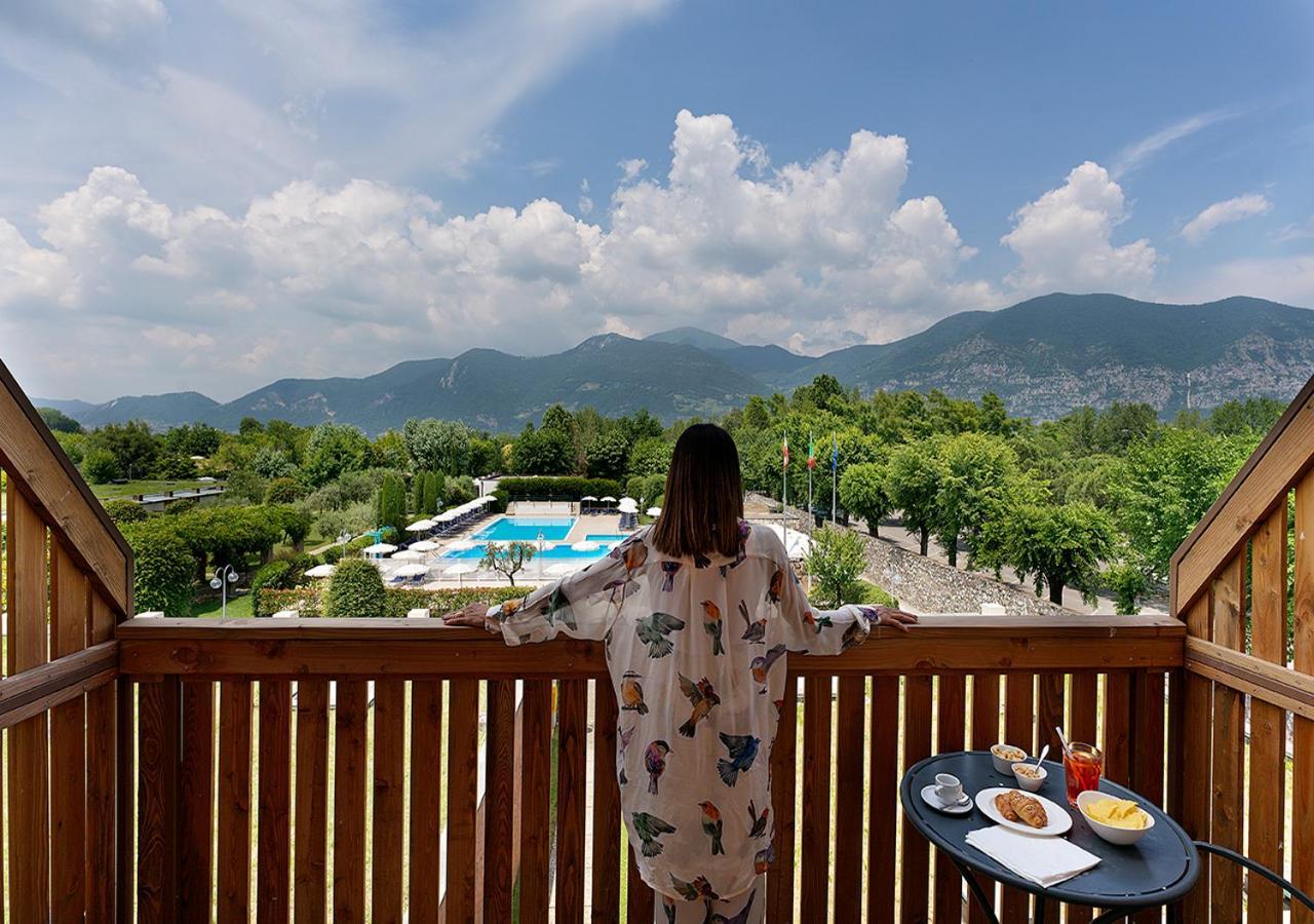 Iseo Lago Hotel ภายนอก รูปภาพ