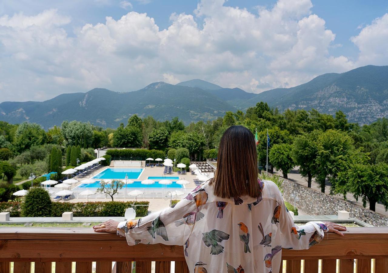 Iseo Lago Hotel ภายนอก รูปภาพ